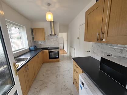 Room in a Shared House, Ward Avenue, NG15