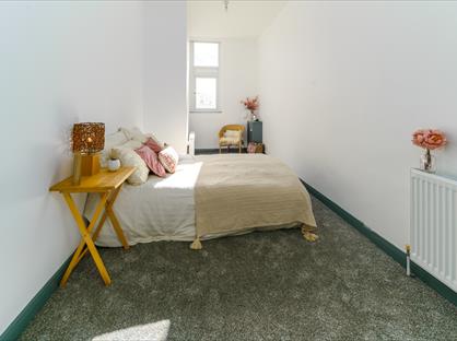 1 Bed Flat, Lee Lane, BL6