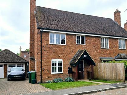 3 Bed Semi-Detached House, School Close, NN13