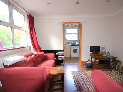 3 Bed Flat, Tooting Bec Road, SW17