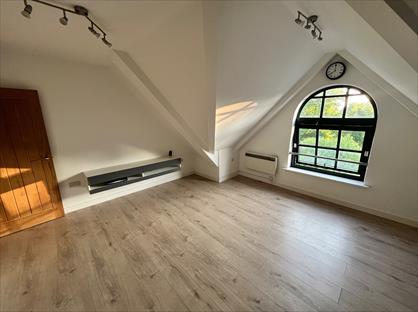 2 Bed Flat, Hampton House, SO14