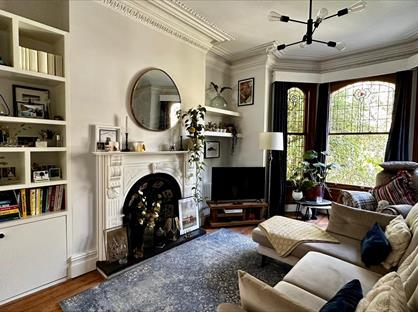 2 Bed Flat, Parsonage Road, M20