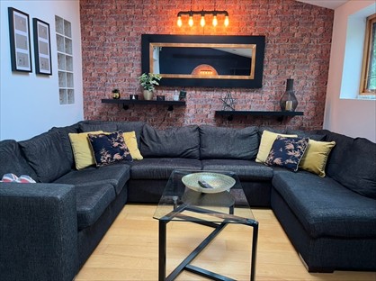 1 Bed Flat, Whiteshot Way, CB10