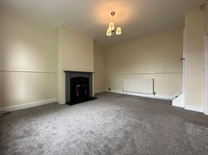 3 Bed Semi-Detached House, Gillroyd Mount, LS27
