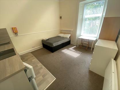 Room in a Shared Flat, Langside Avenue, G41