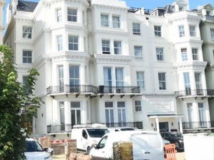 2 Bed Flat, Beauchamp Court, BN21