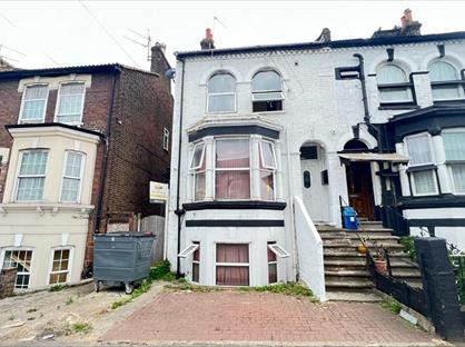 Room in a Shared House, Cromwell Road, LU3