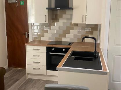 Studio Flat, Lumley Street, WF10