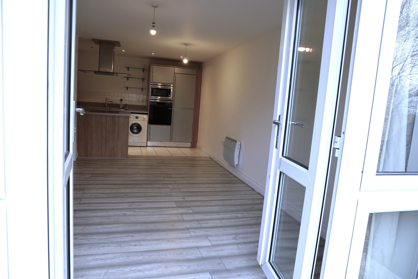 2 Bed Flat, Napier Road, RG1 photo 2