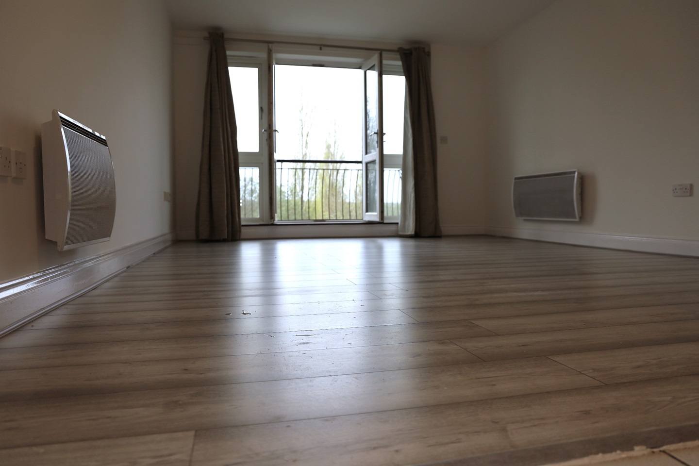 2 Bed Flat, Napier Road, RG1 photo 3