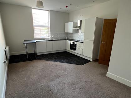 1 Bed Flat, Cross Street, M33