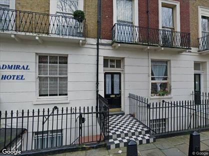 Bedsit, Sussex Gardens, W2