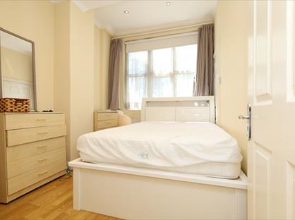 1 Bed Flat, Allen Road, N16