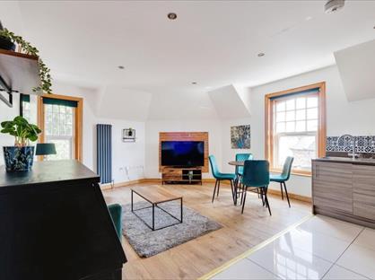1 Bed Flat, Christchurch Road, BH1