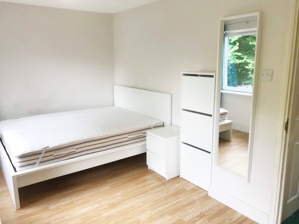 3 Bed Flat, Nelson Square, SE1, N1 7GU photo 3