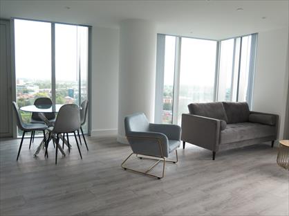 2 Bed Flat, Silvercroft Street, M15