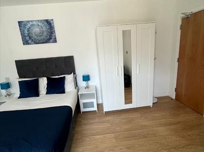 1 Bed Flat, Trinity Point, ST1