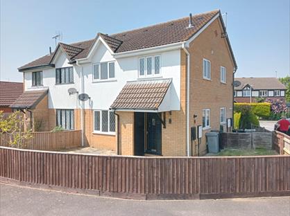 2 Bed Terraced House, Bakers Way, PE10