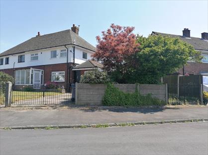 3 Bed Semi-Detached House, Sumner Avenue, L39