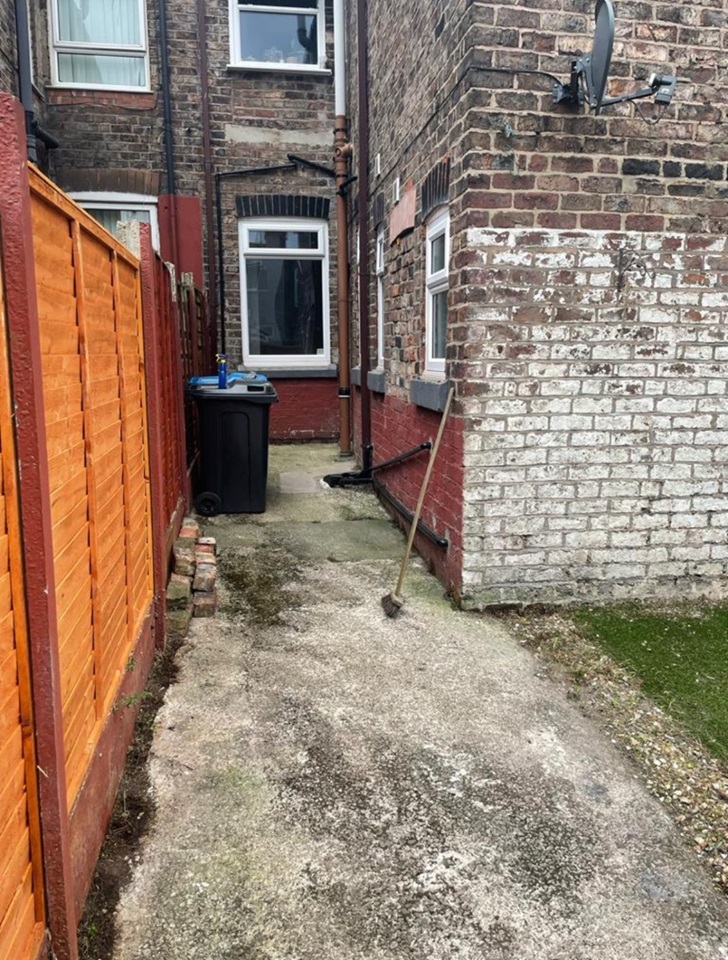 Widnes 1 Bed Flat, Park Road, WA8 To Rent Now for £600.00 p/m