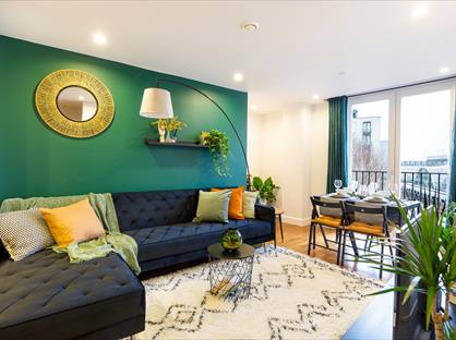 1 Bed Flat, The Hayes, CF10