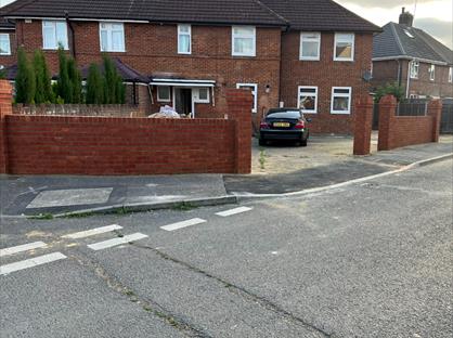 3 Bed Semi-Detached House, Halsway, UB3