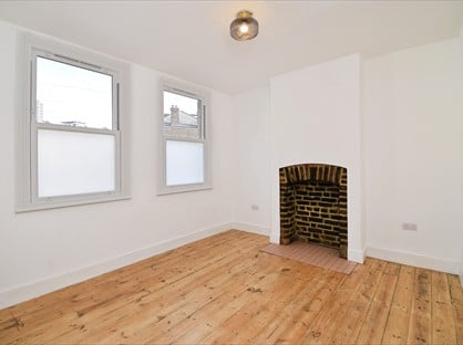 3 Bed Terraced House, Emma Road, E13