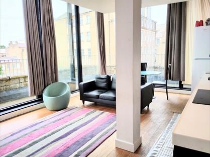 2 Bed Flat, Hanover House, BD1