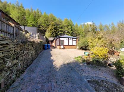 2 Bed Bungalow, Oak House Farm, OL12