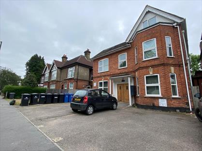 Room in a Shared House, Brighton Road, CR8