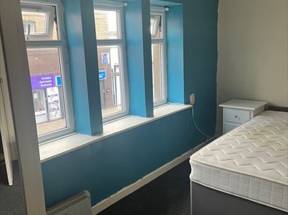 1 Bed Flat, Milnrow Rd. Shaw, OL2