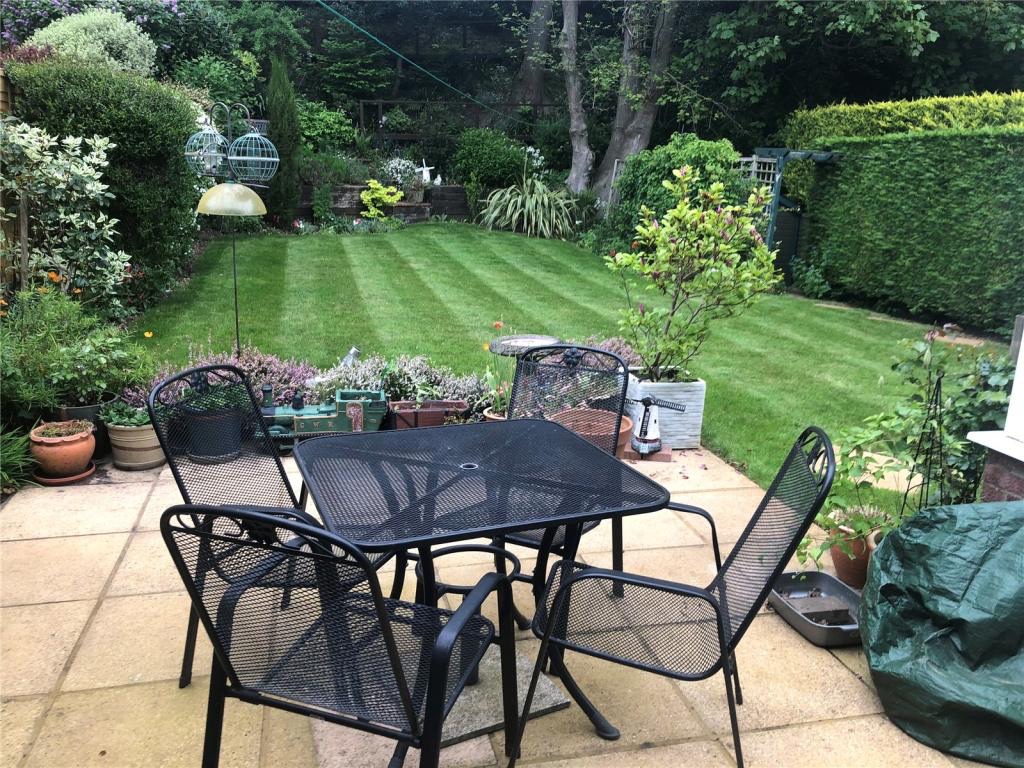 Stoke Poges 4 Bed Detached House, Rogers Lane, SL2 To Rent Now for