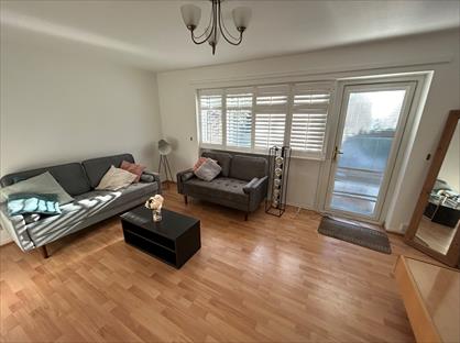 3 Bed Terraced House, Gideon Road, SW11