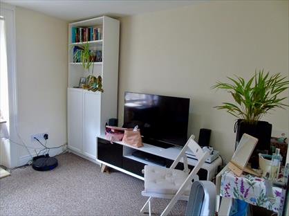 1 Bed Maisonette, St. Georges Place, BA1