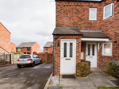 3 Bed Flat, Raynald Road, S2