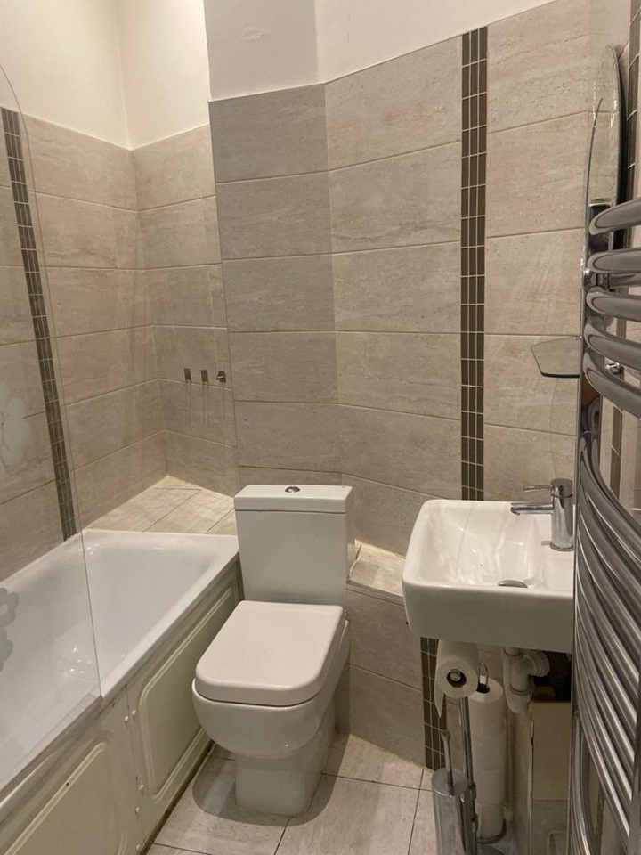 Room in a Shared Flat, Fleet Road, NW3 photo 3