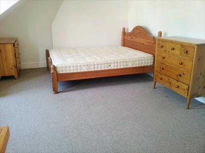 Room in a Shared Flat, Stanhope Gardens, N6