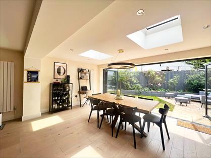 3 Bed Semi-Detached House, Scylla Road, SE15