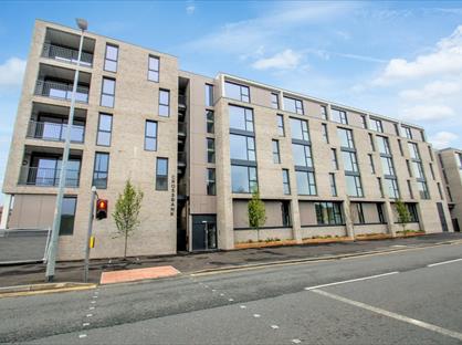 2 Bed Flat, Crossbank House, M7