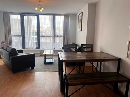 1 Bed Penthouse, Quebec Building, M3