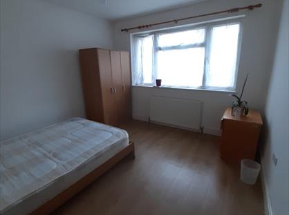 Room in a Shared House, Woodlands, HA2