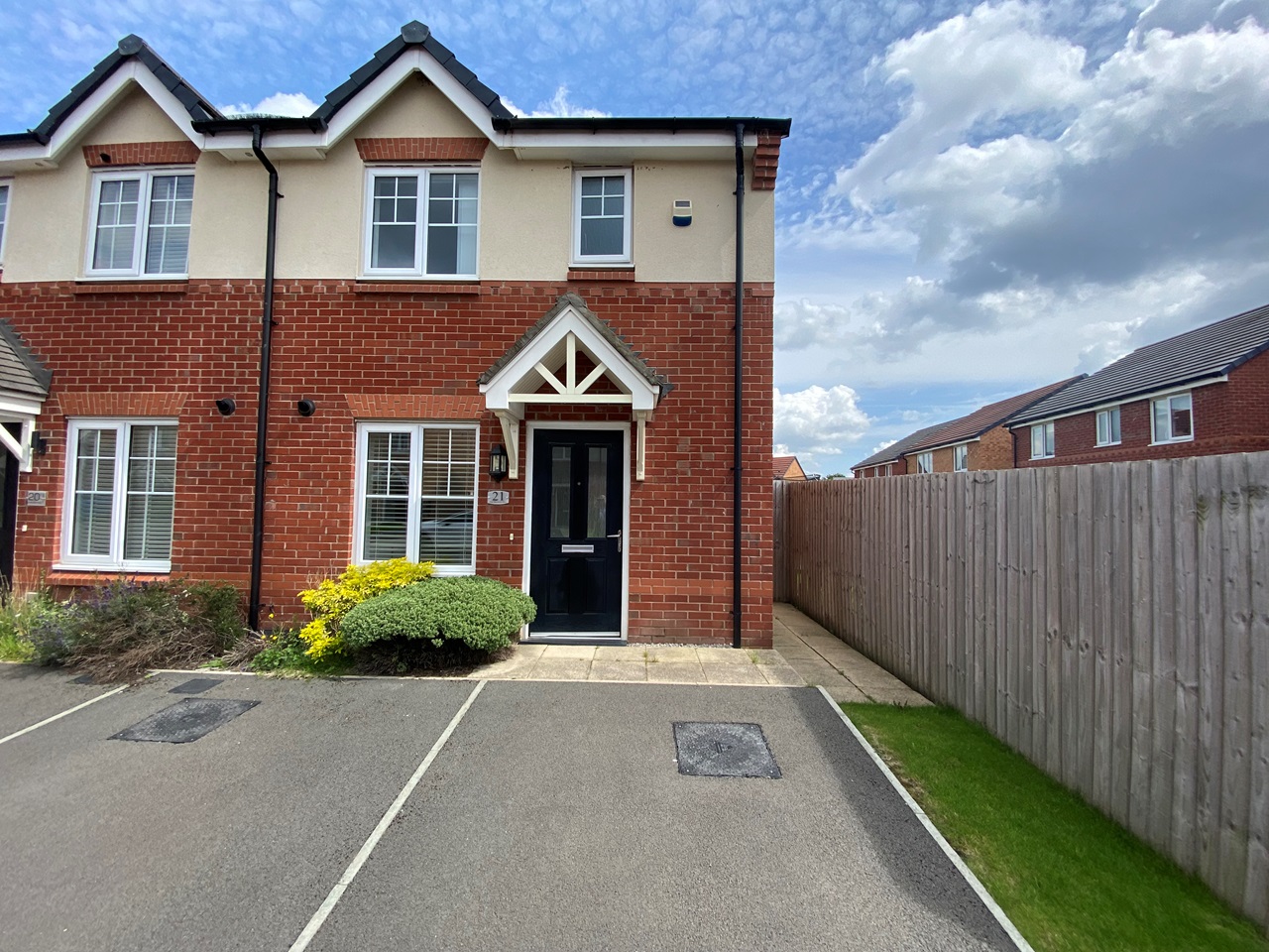 Golborne, Warrington 3 Bed SemiDetached House, East Meadow Close