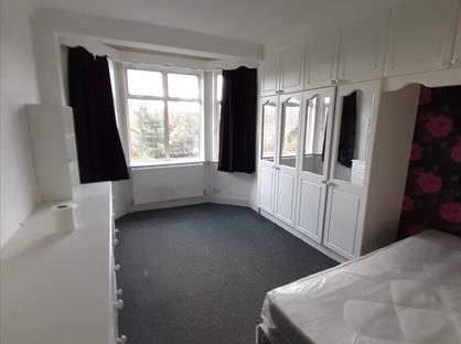 Room in a Shared House, Southfield Park, HA2
