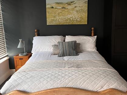 Room in a Shared House, Balewater, CF64