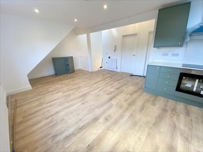 2 Bed Flat, Cecil Park, HA5
