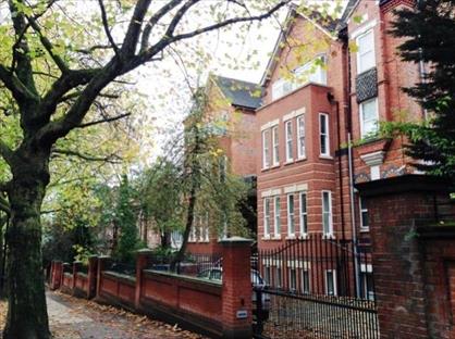 Studio Flat, Fitzjohns Avenue, NW3