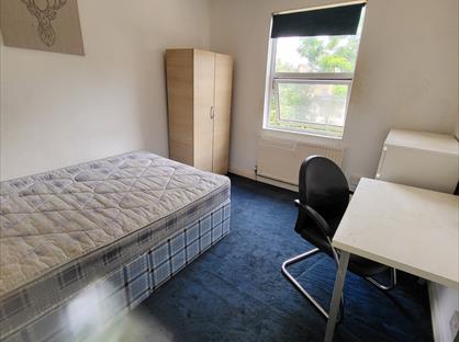 Room in a Shared House, Hornsey Road, N7