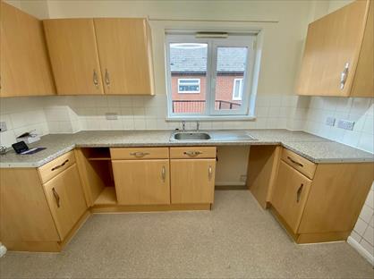 2 Bed Flat, Rodenhurst House, TF9