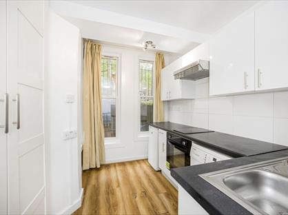 Studio Flat, Fitzjohns Avenue, NW3