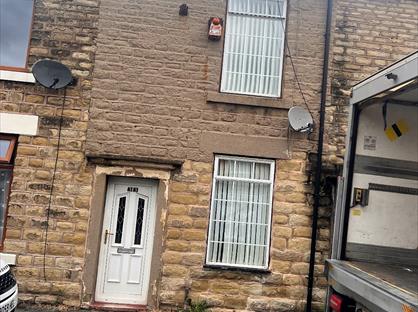 2 Bed Terraced House, Stocks Lane, SK15